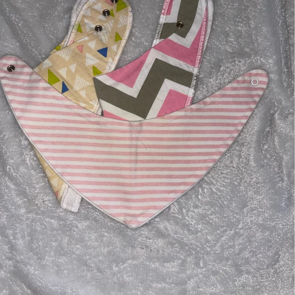 Four bandana style bibs
